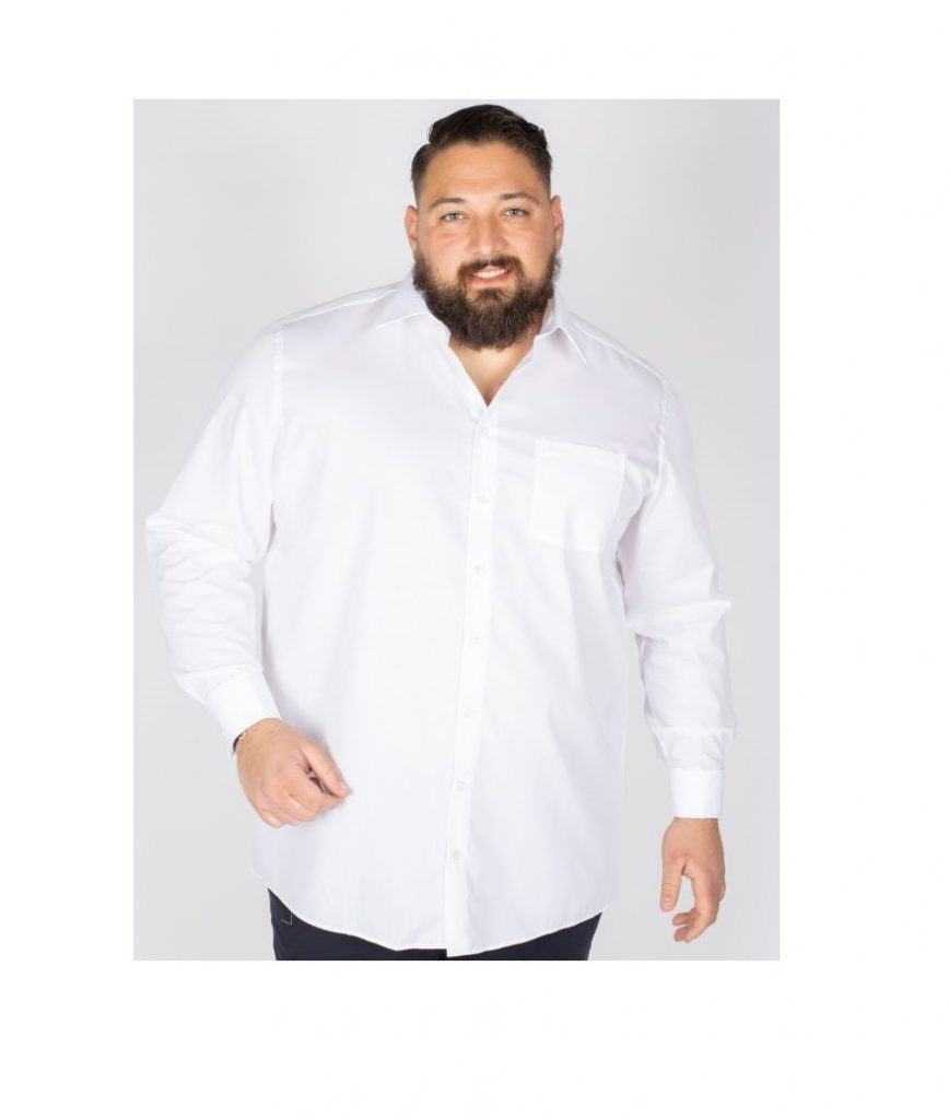 chemise pour homme avec du ventre